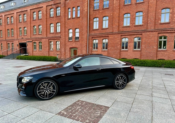 Mercedes-Benz Klasa E cena 284900 przebieg: 102000, rok produkcji 2019 z Gdańsk małe 704